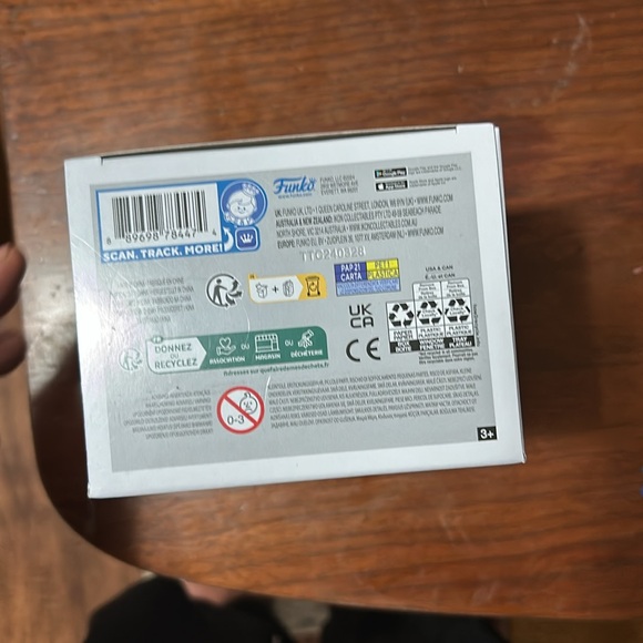 POP MARVIN THE MARTIAN SDCC LIMITED EDITION #1589 - Picture 6 of 6